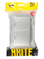 BRITE Розетка 2-местная с заземлением с защитными шторками и крышкой 16А в сборе IP44 РСбш12-3-44-БрА алюминий IEK