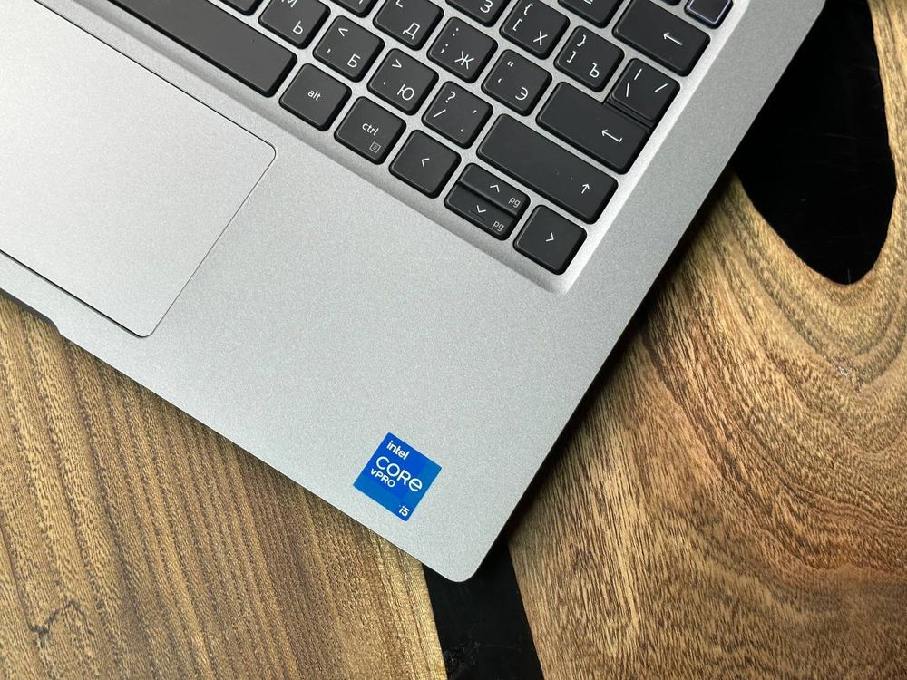 Ноутбук Dell Latitude 5320