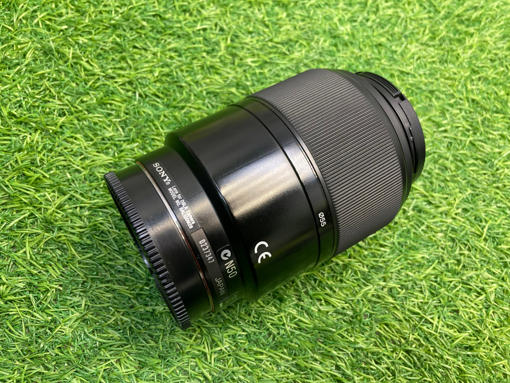 Sony 100mm 2.8 Macro (SAL-100M28)