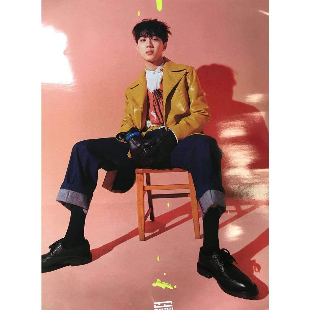 Официальный постер Wooseok x Kuanlin - 9801 (Гуанлинь) Официальный постер Wooseok x Kuanlin - 9801 (Гуанлинь)