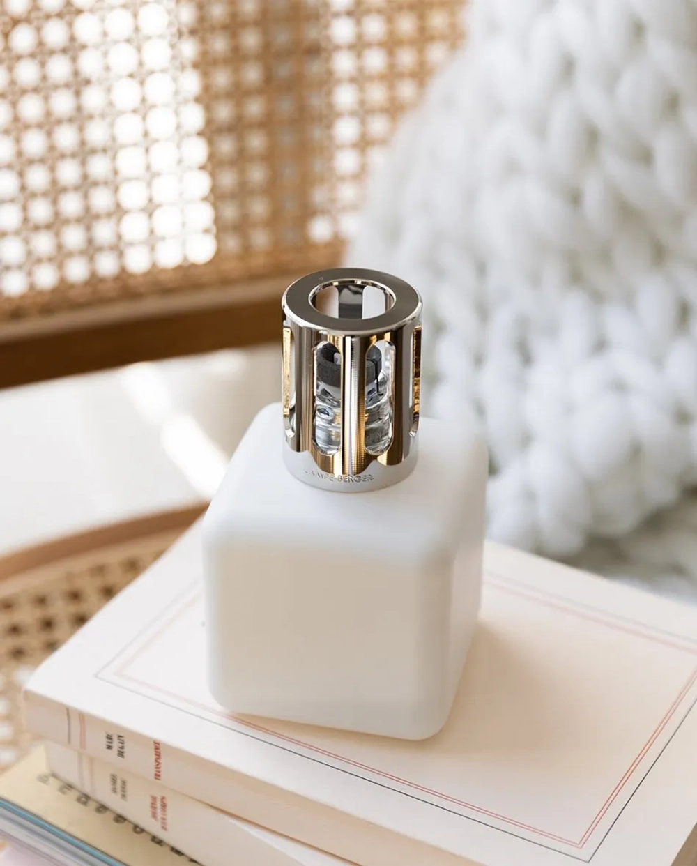 Maison Berger Paris Набор ароматической лампы Кубок белый + ароматическое масло Белый Мускус 250 мл. 4564