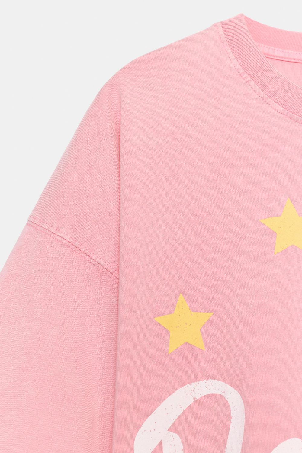 ФУТБОЛКА С ЭФФЕКТОМ ПОТЕРТОСТИ BARBIE® — ZARA