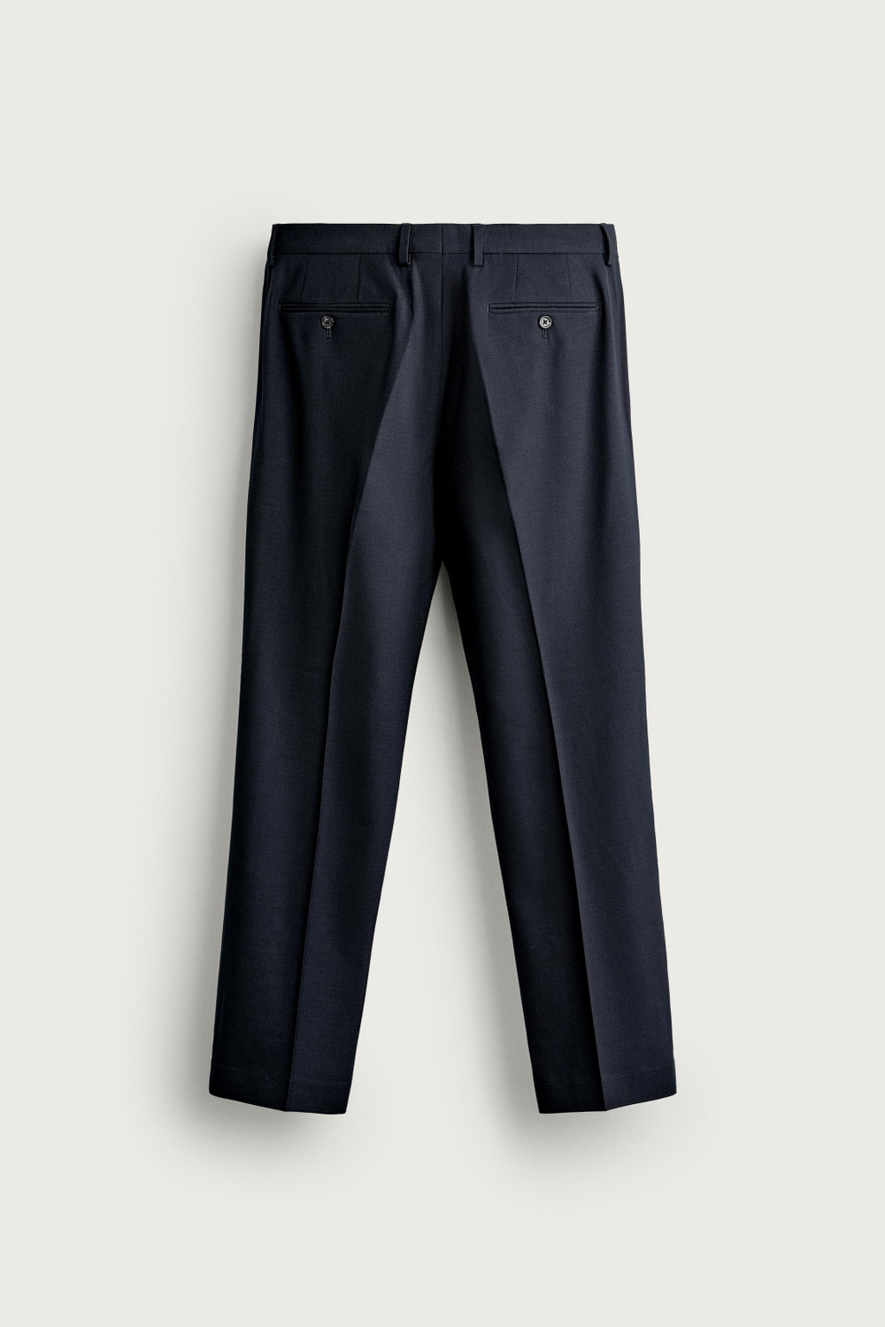 КОСТЮМНЫЕ БРЮКИ КОМФОРТНОГО КРОЯ — ZARA