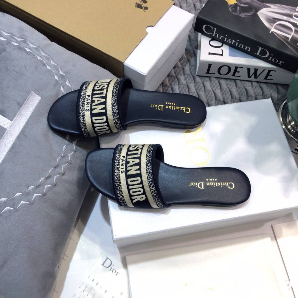 Шлепанцы Christian Dior