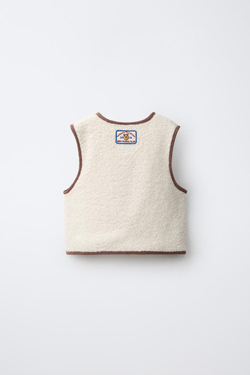 ZARA ЖИЛЕТ ИЗ ИСКУССТВЕННОЙ ОВЧИНЫ WINNIE THE POOH © DISNEY, ЭКРЮ