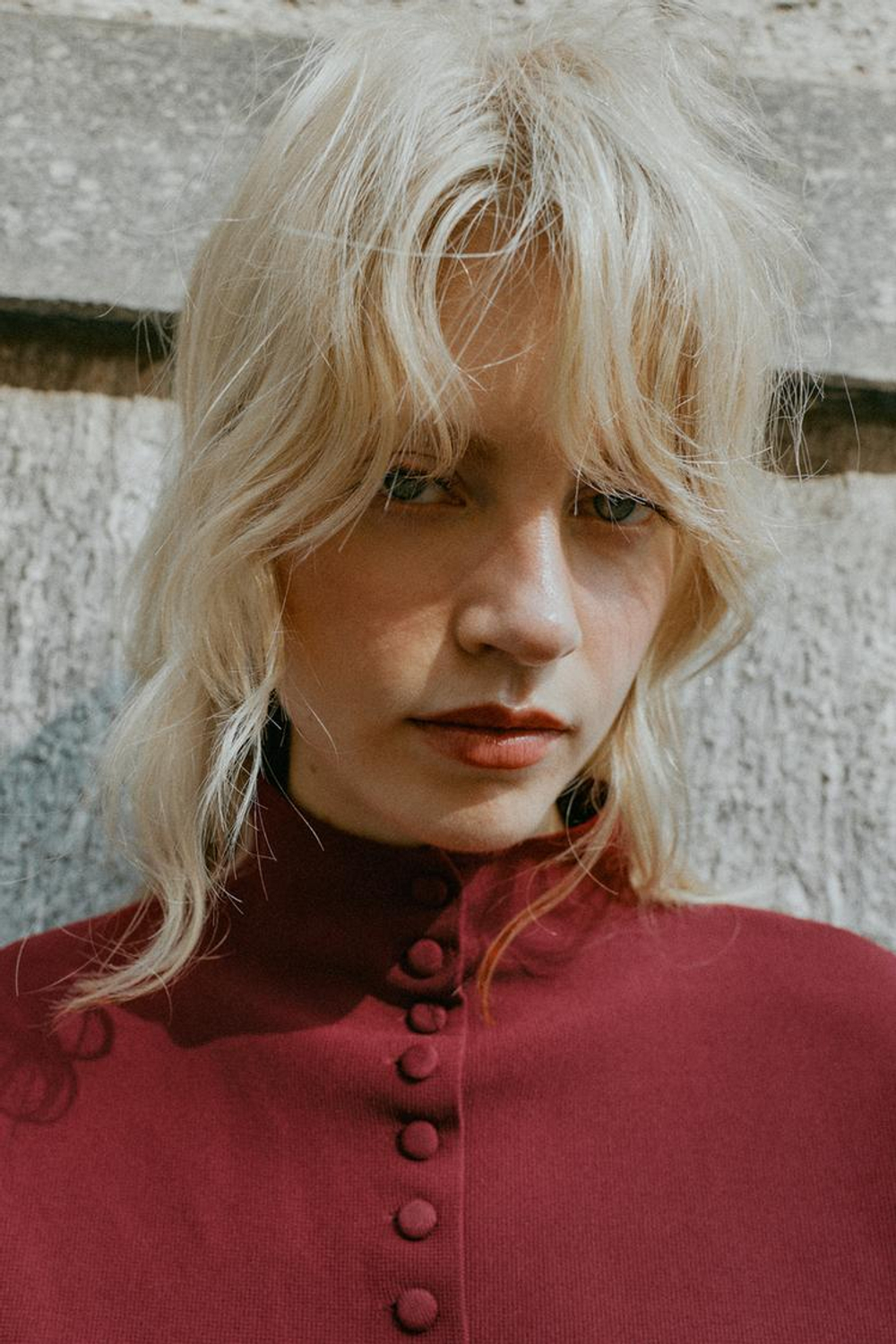 ZARA КАРДИГАН С ОБТЯЖНОЙ ПУГОВИЦЕЙ, БУРГУНДИ