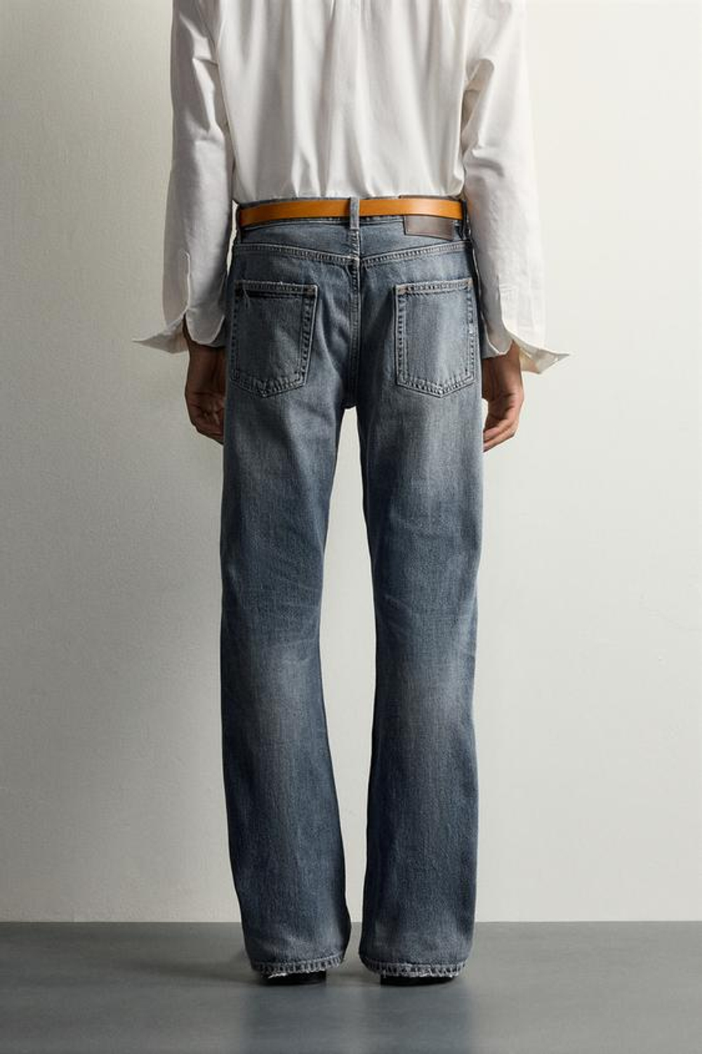 ZARA ДЖИНСЫ FLARE FIT С РАЗРЕЗАМИ, ВЫЦВЕТШИЙ СИНИЙ