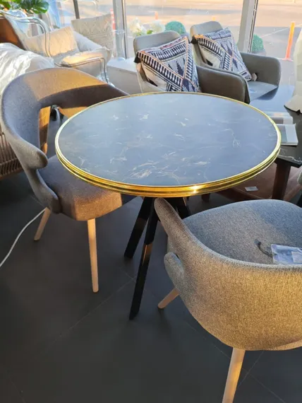Werzalit Bistroart