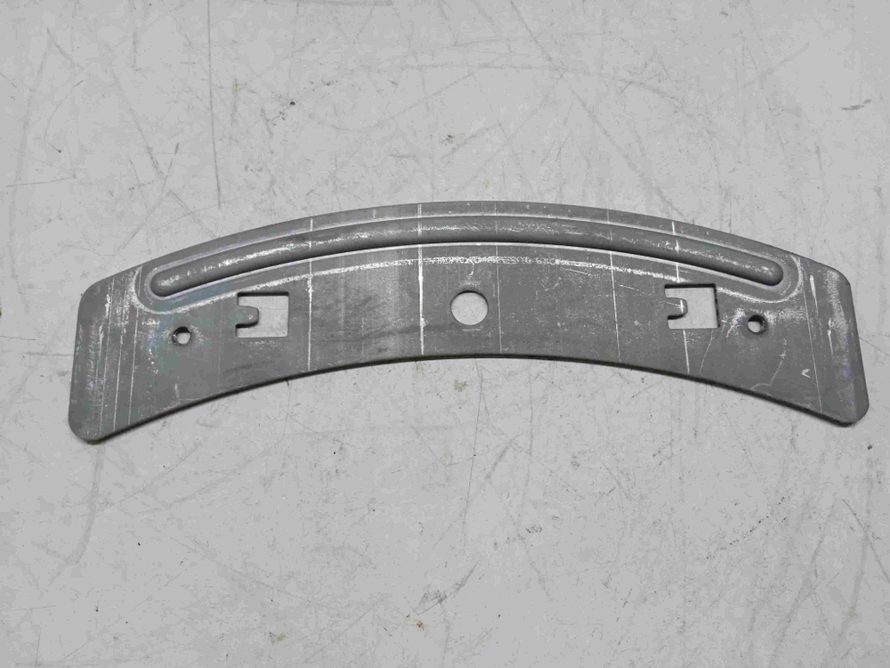 VMSG702 кт300 Планка петли люка стиральной машины Hotpoint-Ariston VMSG702 б/у