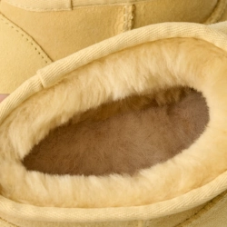 UGG Угги Classic Ultra Mini, горчичный