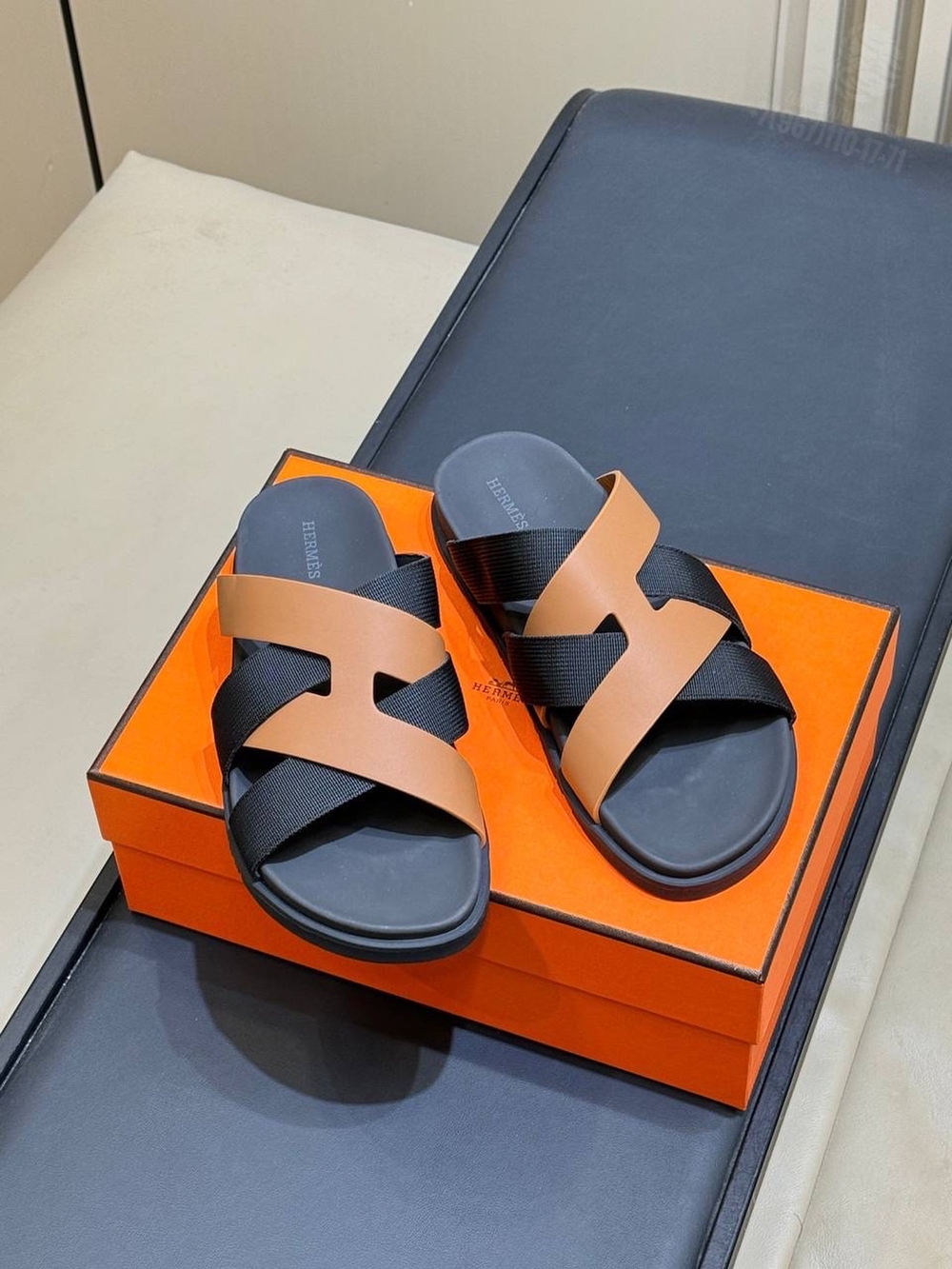 Шлепанцы Hermes Kazimir