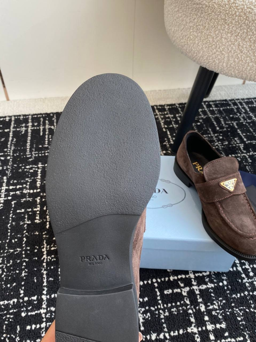 Лоферы Prada