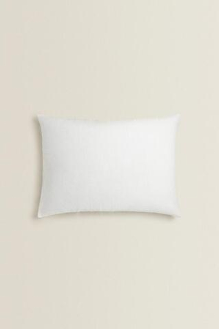ZARA HOME ОДНОТОННЫЙ ЛЬНЯНОЙ ЧЕХОЛ ДЛЯ ДЕКОРАТИВНОЙ ПОДУШКИ, БЕЛЫЙ