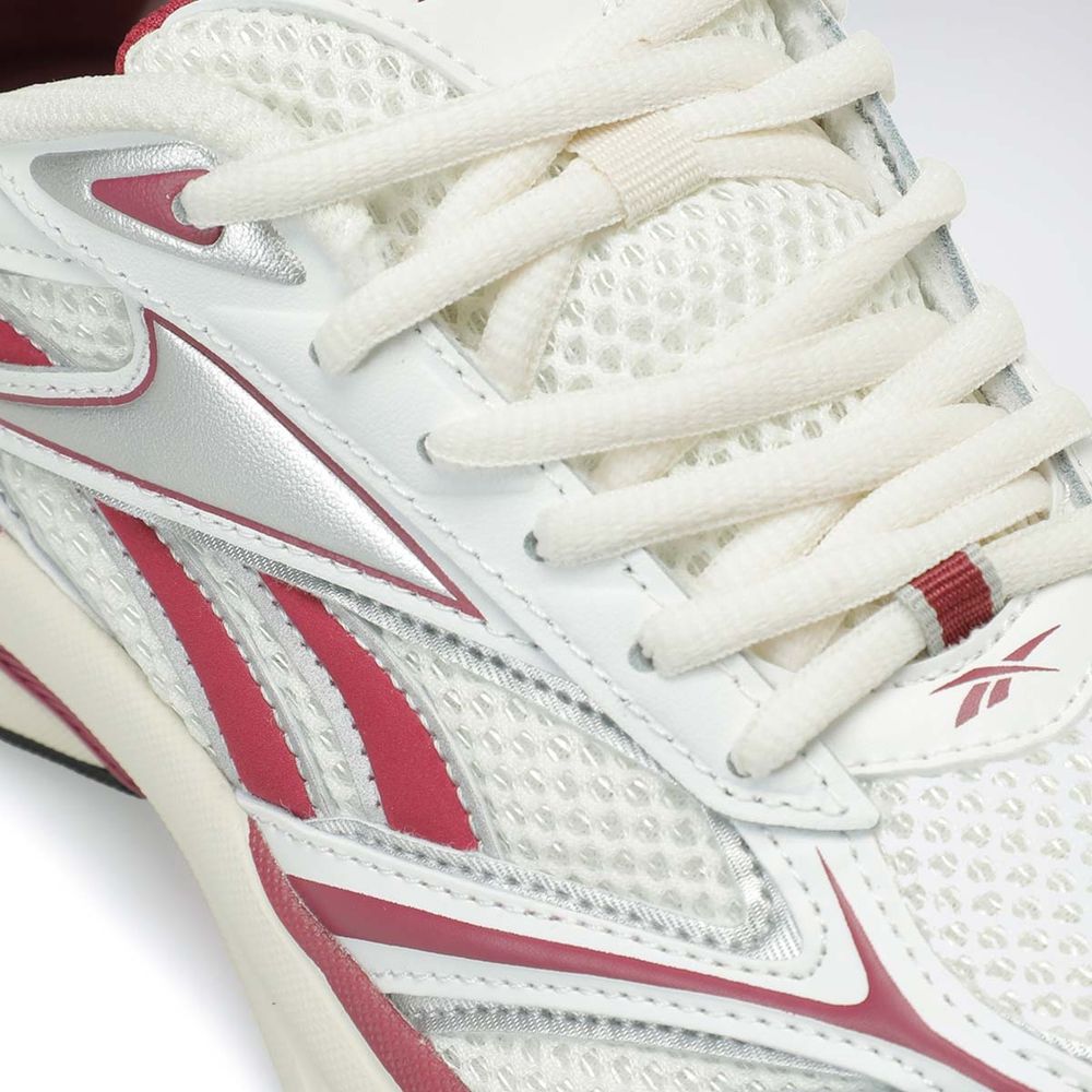 Кроссовки женские REEBOK BELWAVE