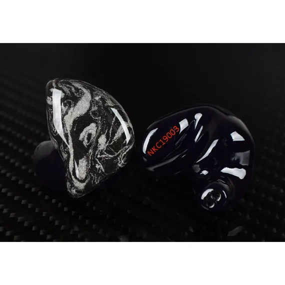 Noble Audio Khan Custom