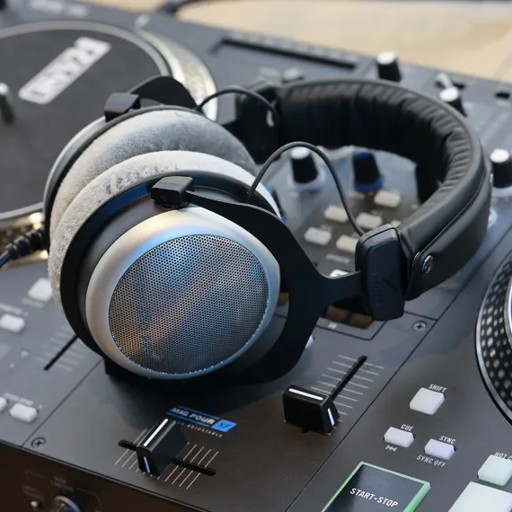 Beyerdynamic DT 880 PRO / 250 ohm
