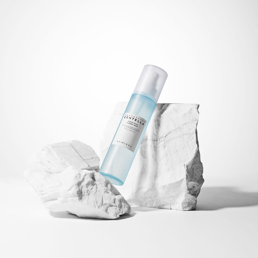 SKIN1004, Madagascar Centella, облачный спрей с гиалуроновой кислотой, 120 мл (4,05 жидк. унц.)