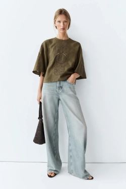 Massimo Dutti БЛУЗКА ИЗ СМЕСОВОЙ ЛЬНЯНОЙ ТКАНИ С ВЫШИВКОЙ, ФИСТАШКОВО-ЗЕЛЕНЫЙ