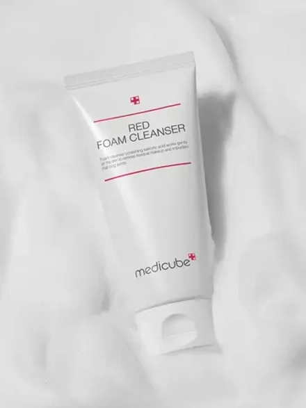 Medicube Противовоспалительная пенка для умывания с салициловой кислотой Red Foam Cleanser 120 мл