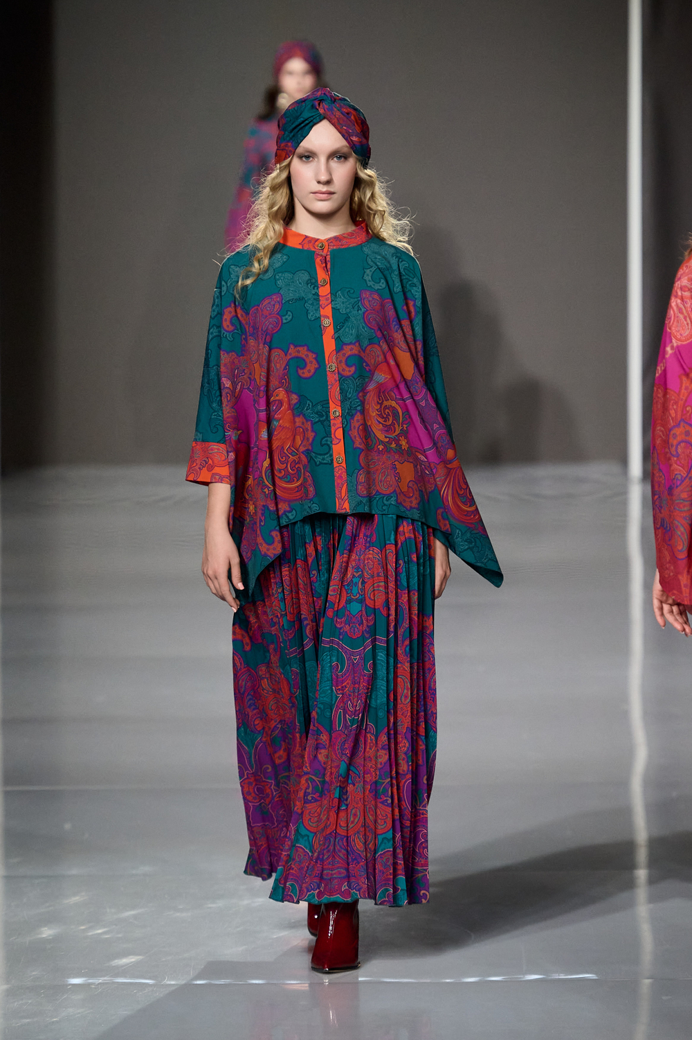 Estet Fashion Week. Садко
