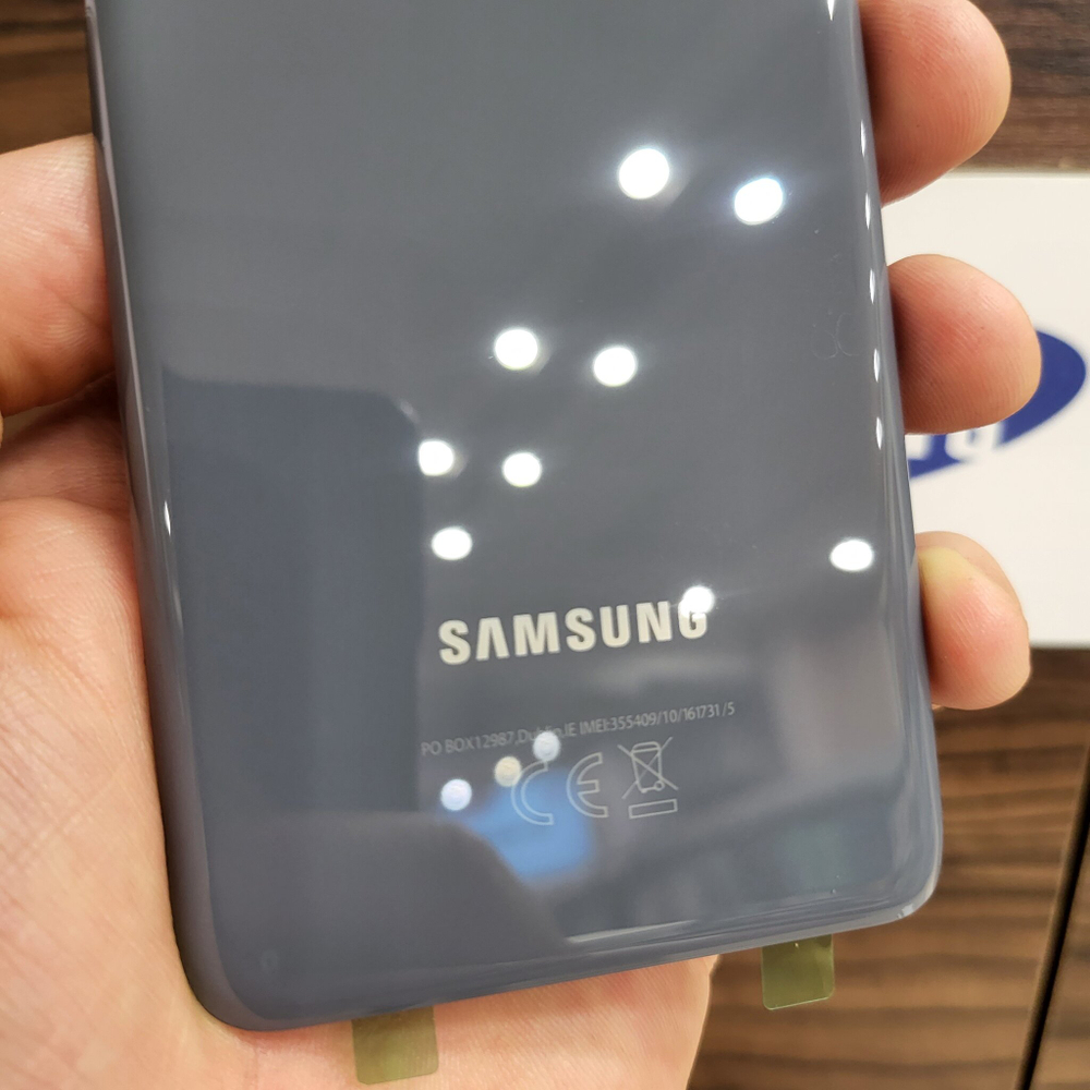 Крышка для Samsung S20 - задняя стеклянная панель "хорошее качество" (серого цвета)