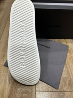 Шлёпанцы Balenciaga