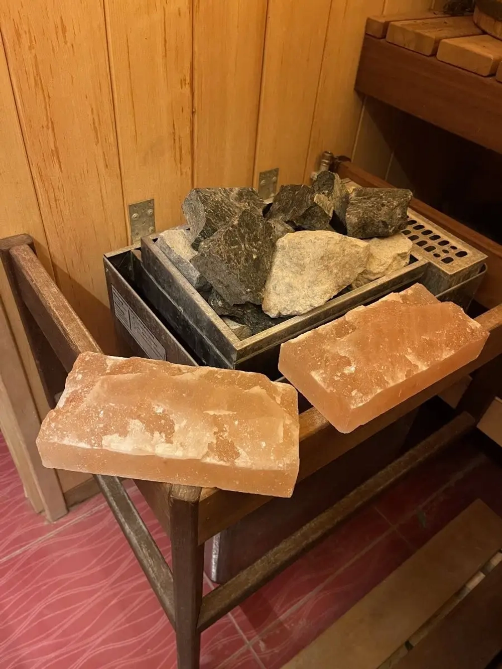 Кирпич из гималайской соли рваный 2 шт