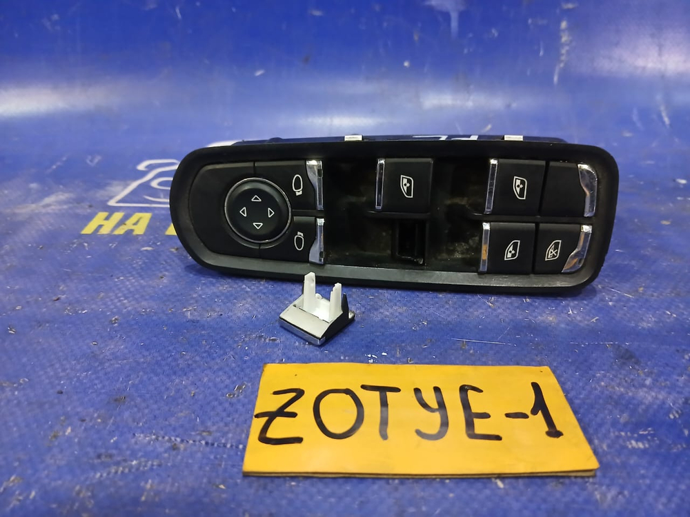 Блок управления стеклоподъемниками ZOTYE T600 2017