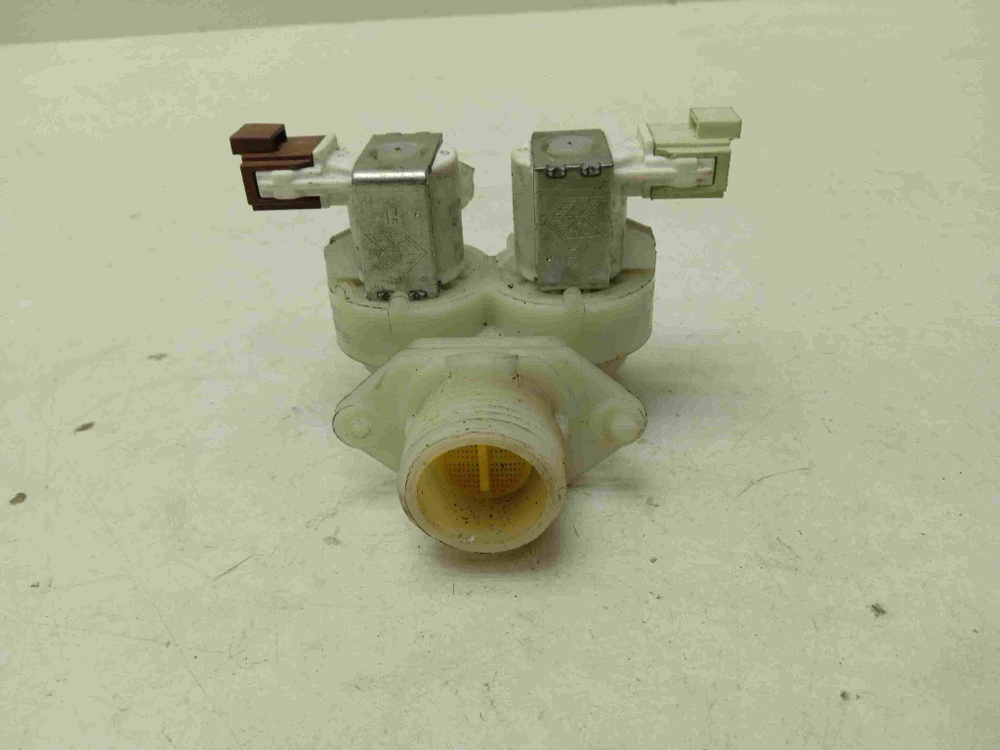 ZWY61023C кт196 Клапан подачи воды для стиральной машины Zanussi ZWY61023C б/у