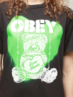 Женская Футболка Obey Love Hurts