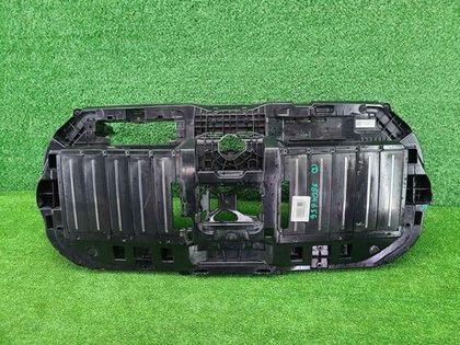 Воздуховод радиатора BMW I7 G70 (2022-н.в.)