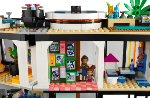 Конструктор LEGO Friends 42639 Современный особняк Андреаса