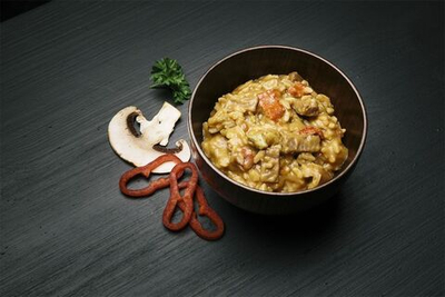 Настоящая тушеная говядина с рисом Real Turmat Storfegryte для похода 1шт (Из Фнляндии)