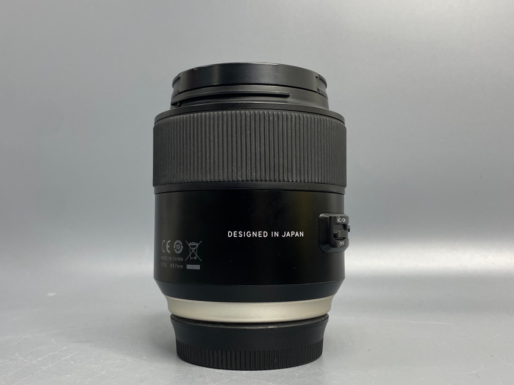 Tamron SP 85mm f/1.8 Di VC USD