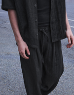 Мужские брюки baggy из рустикальной ткани - BERSHKA