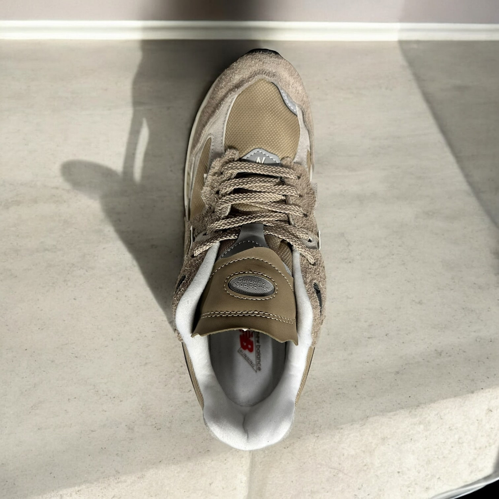 New Balance 2002R • Slate Brown