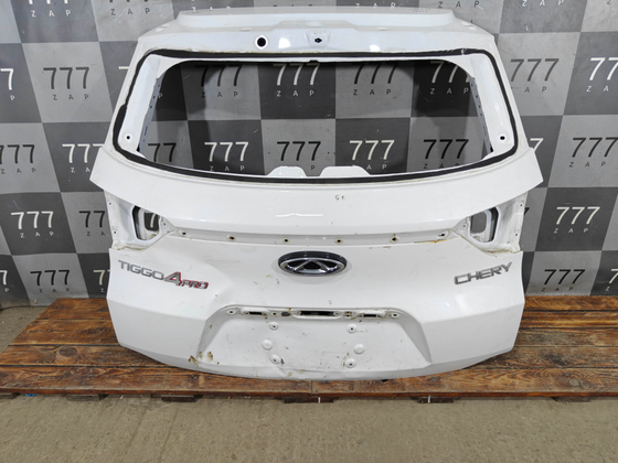 Крышка багажника Chery Tiggo 4, Tiggo 4 Pro 18-нв Б/У Оригинал 552000261AADYJ