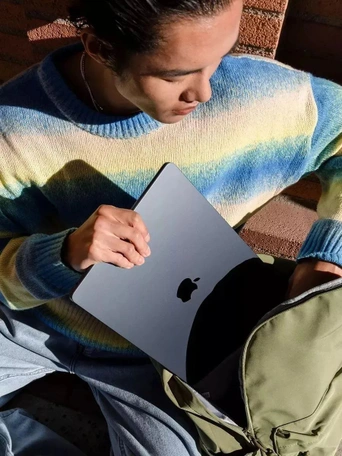 15.3" Ноутбук Apple MacBook Air 15 M3 2024 8+256 ГБ, Midnight