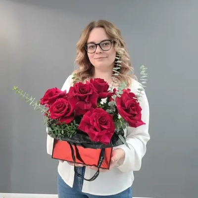 Леди в красном