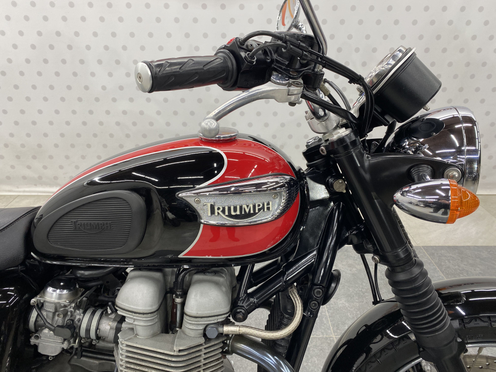 Triumph Bonneville T100 2007