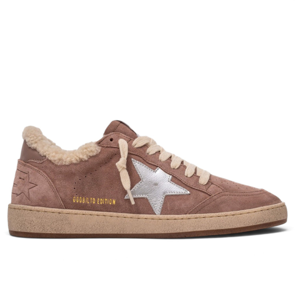 Women’s Ball Star Shearling in Powder-Pink Suede With White Star