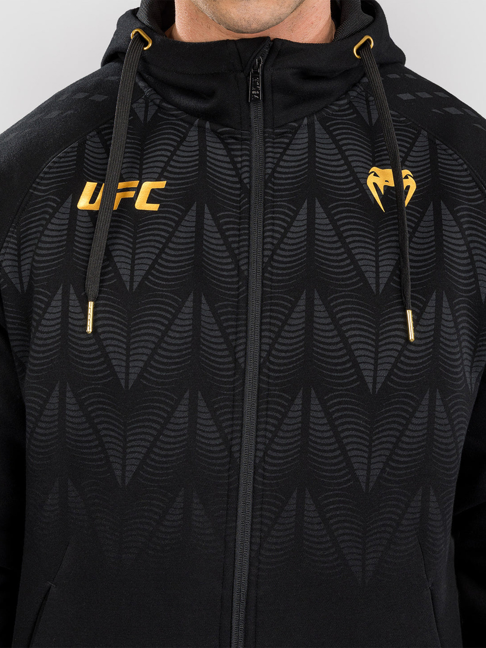 Толстовка Venum UFC Zenith Replica Black/Gold