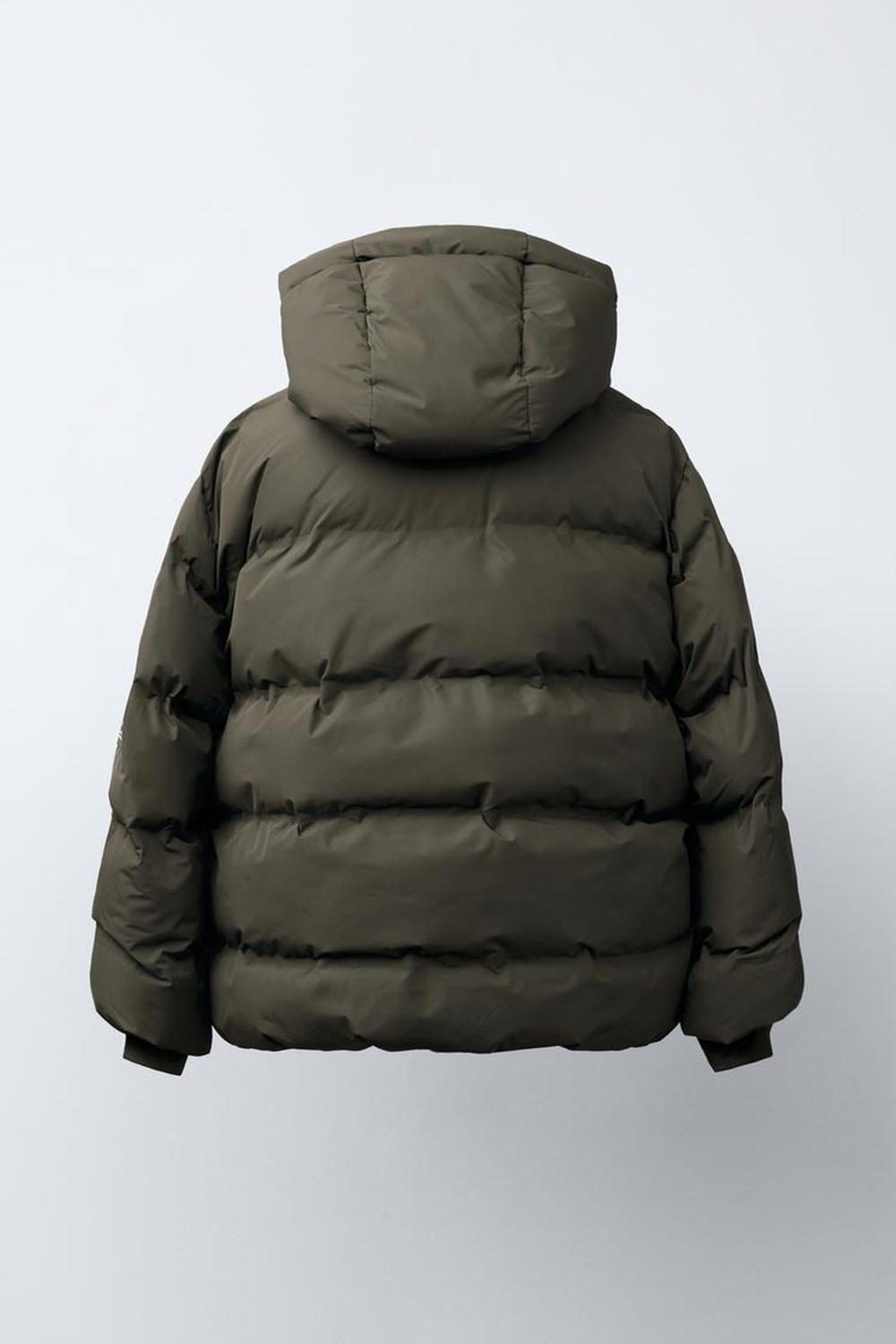 ZARA СТЕГАНЫЙ ПУХОВИК С НАШИВКОЙ WATER REPELLENT, СЕРОВАТО-КОРИЧНЕВЫЙ