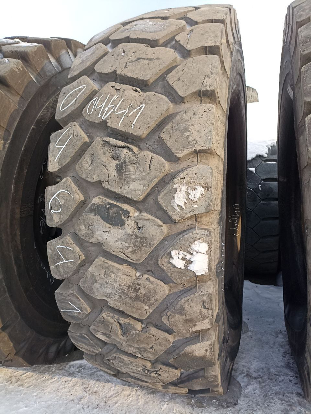 33.00R51 Bridgestone VMTP шина б/у