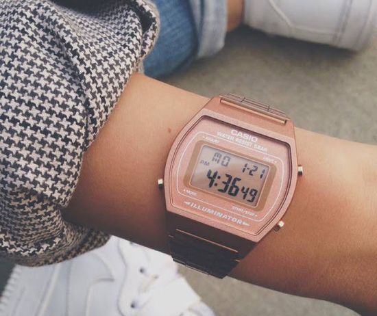 Наручные часы Casio B640WC-5ADF