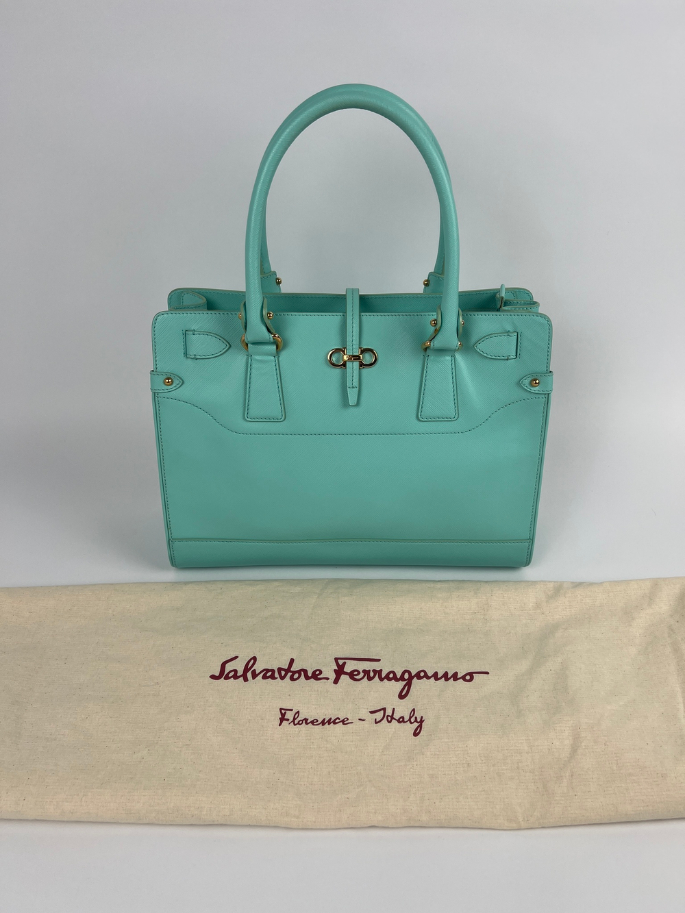 Сумка Salvatore Ferragamo