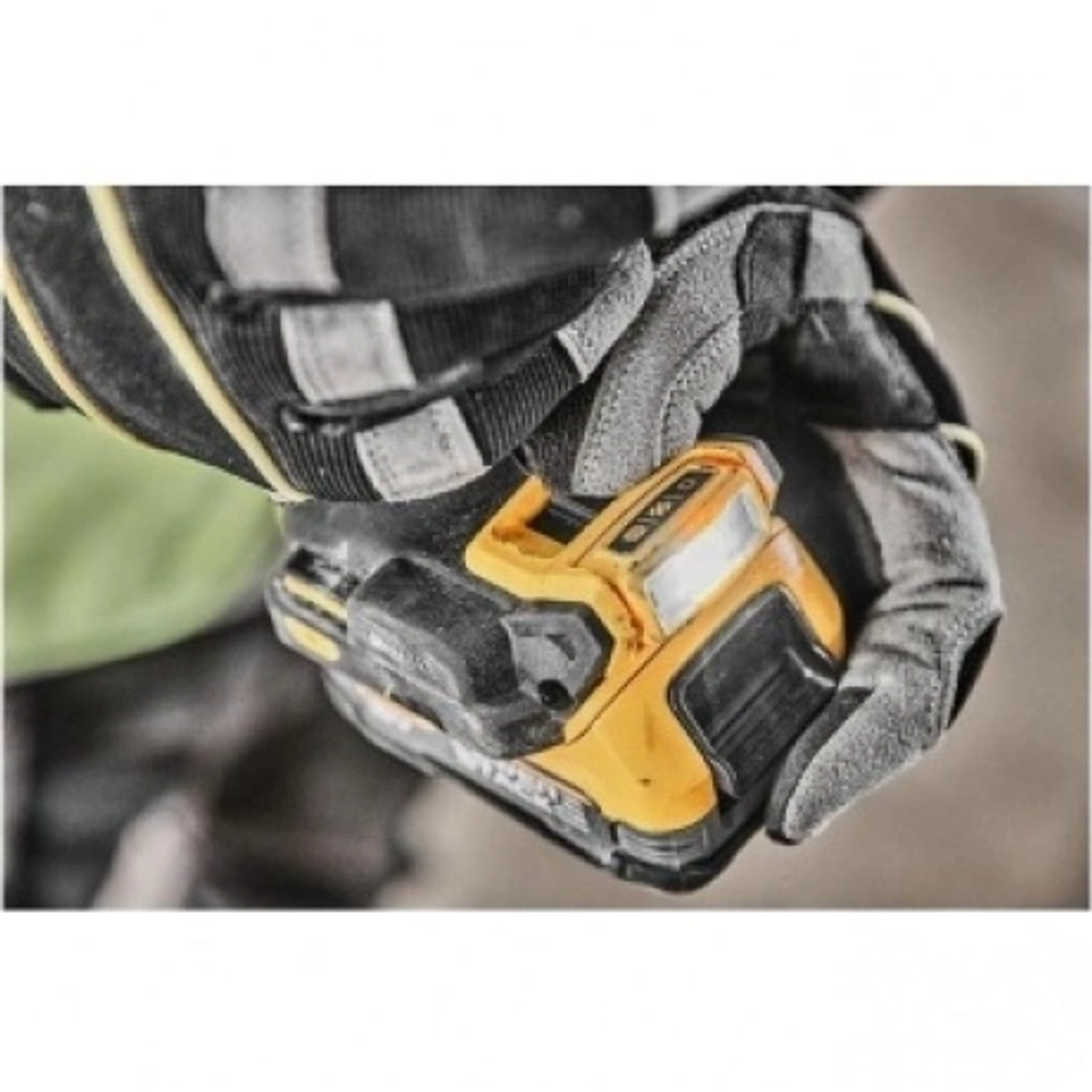 Шуруповерт DeWalt DCD800H2T-QW аккум. патрон:быстрозажимной (кейс в комплекте)