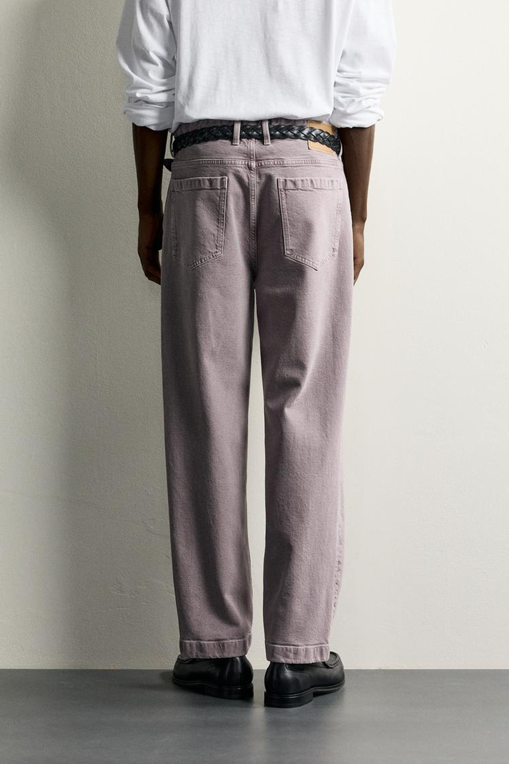 ZARA БРЮКИ STRAIGHT FIT С ЭФФЕКТОМ ПОТЕРТОСТИ, ЛИЛОВЫЙ