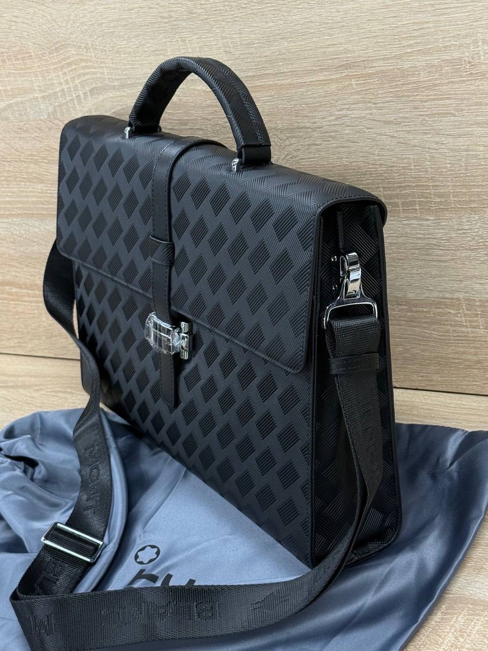 Портфель Montblanc