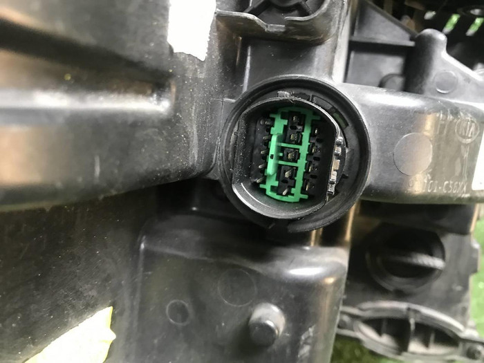 Фара левая Kia Sorento 3 Prime (17-20) LED